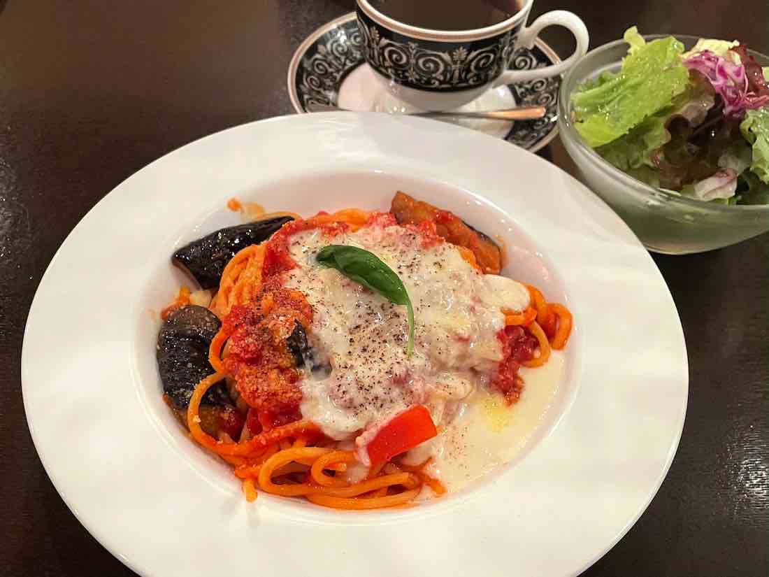 カフェラミル Cafe La Mille 上質な空間 という言葉がぴったりのダイヤ街にあるカフェ 吉祥寺 Kichijoji Go カフェラミル Cafe La Mille 上質な空間 という言葉がぴったりのダイヤ街にあるカフェ 吉祥寺 Kichijoji Go