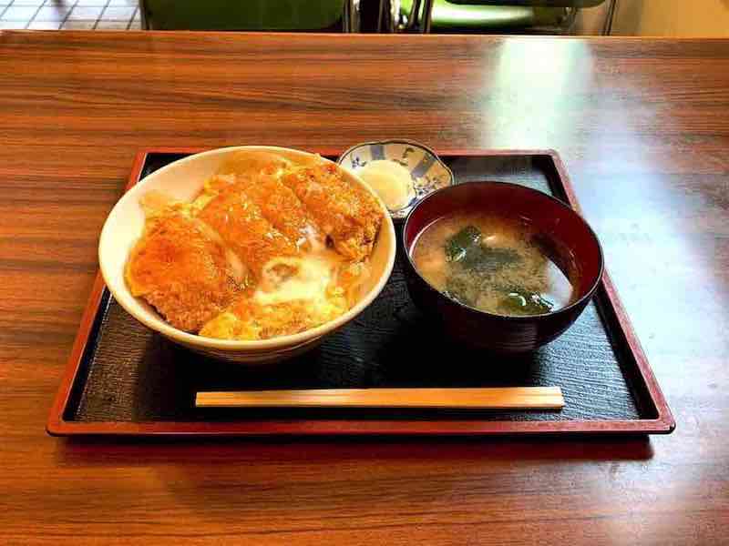 大衆食堂まるけんのカツ丼