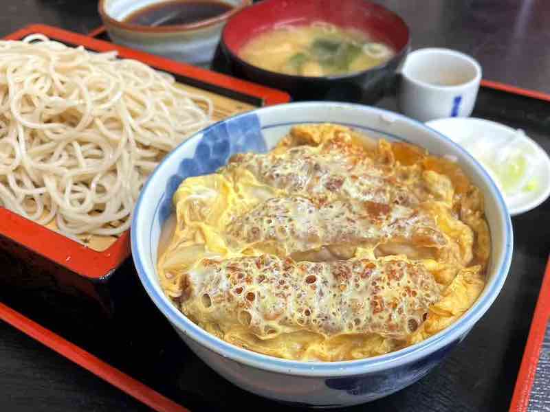 更科のカツ丼