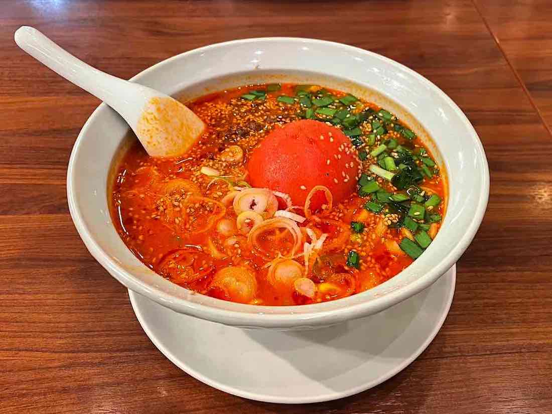 赤トマト担々麺