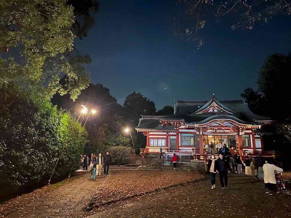 武蔵野八幡宮・初詣や酉の市で多くの人が訪れる吉祥寺の神社 吉祥寺グルメ情報満載 吉祥寺 Kichijoji GO! 吉祥寺グルメサイト