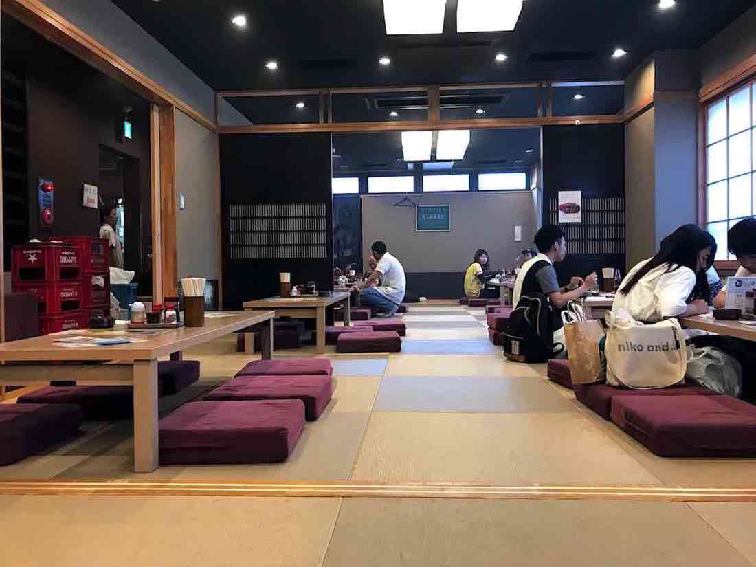 いせや公園店2F