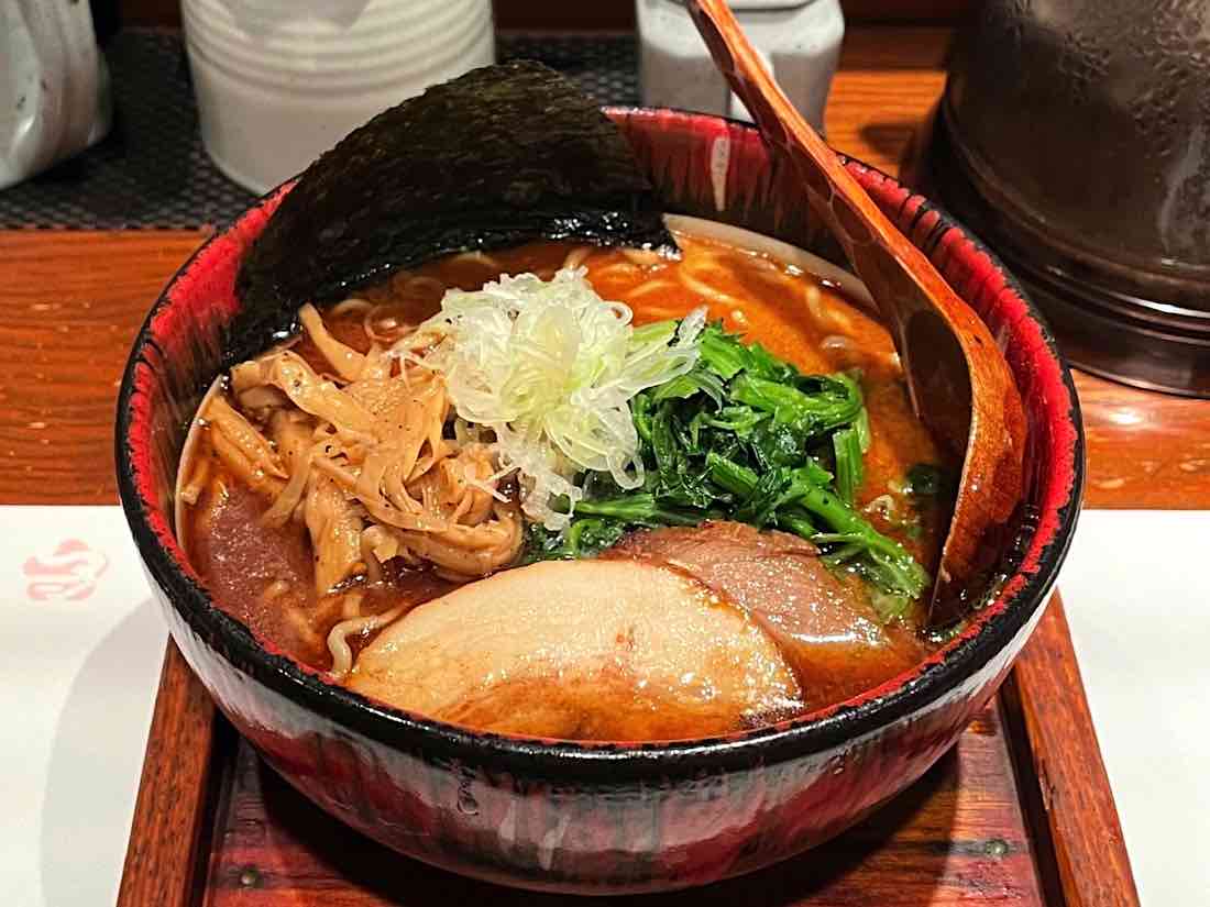 真風 まじ 鯛の香ばしさを楽しめる鯛塩ラーメンが人気 吉祥寺 Kichijoji Go