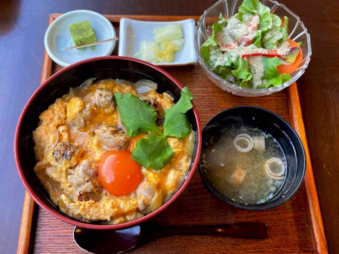 炭火焼親子丼