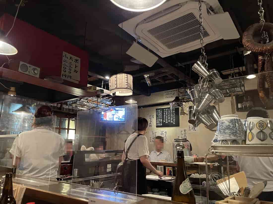 店内のテレビ