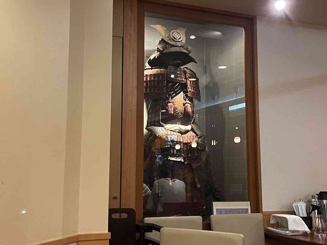 店内の甲冑