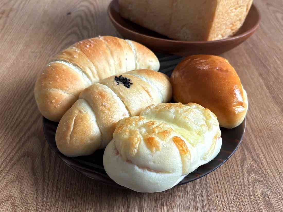 あん塩バターロール