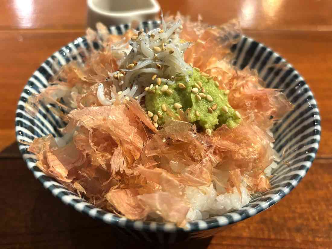 田子節のっけ山葵飯