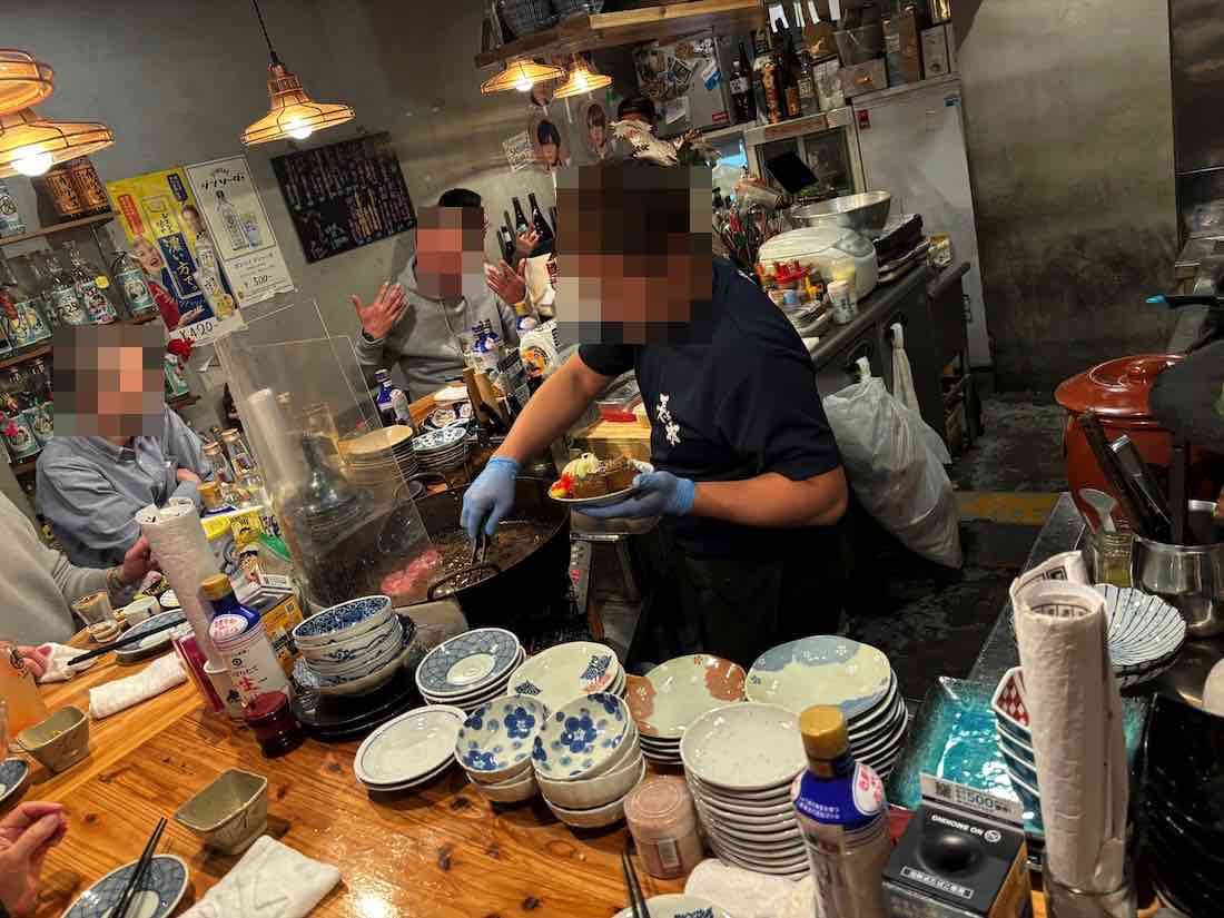 秘伝のタレが入った鍋