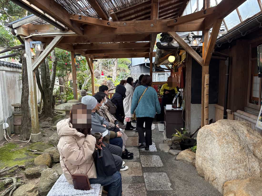 入口付近の行列
