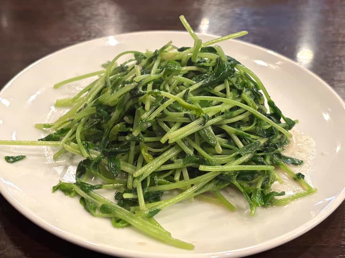 マメ菜の塩味炒め