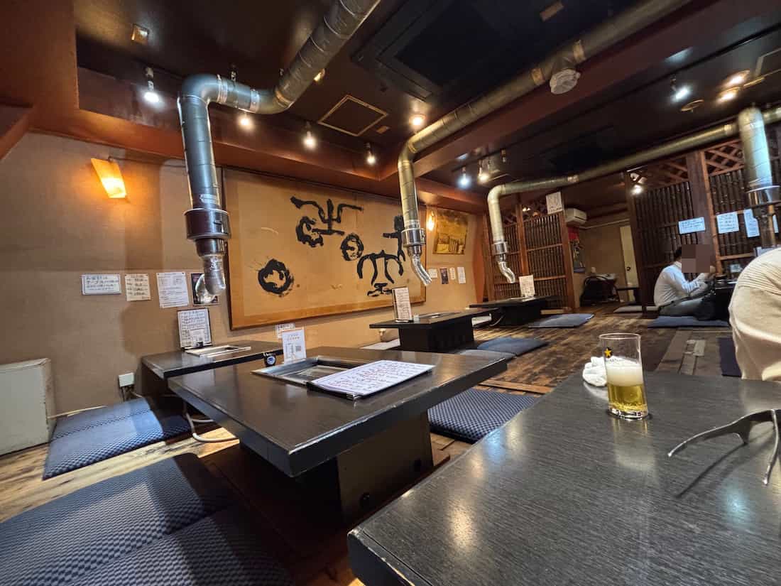 店内の座敷エリア2