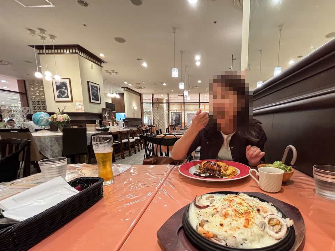 店内2