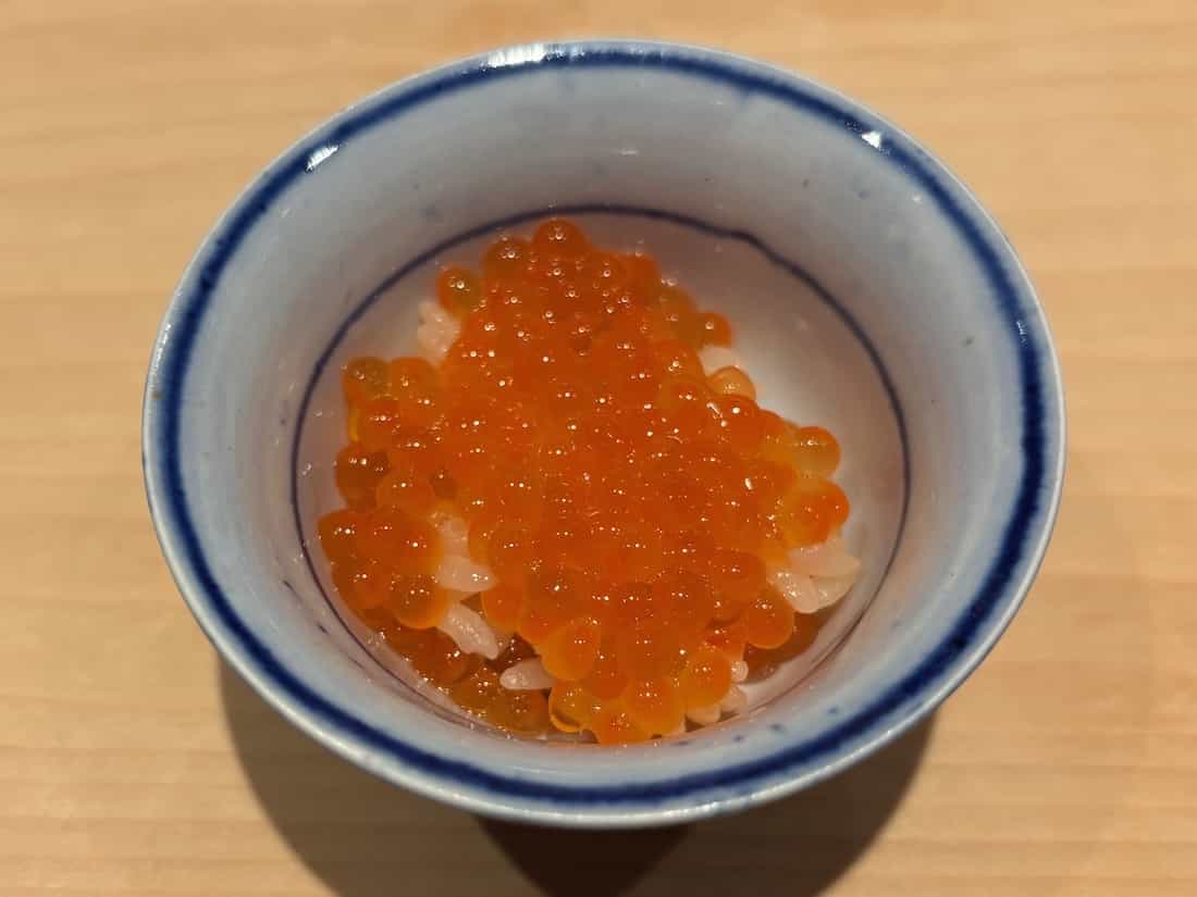 イクラとシャリ