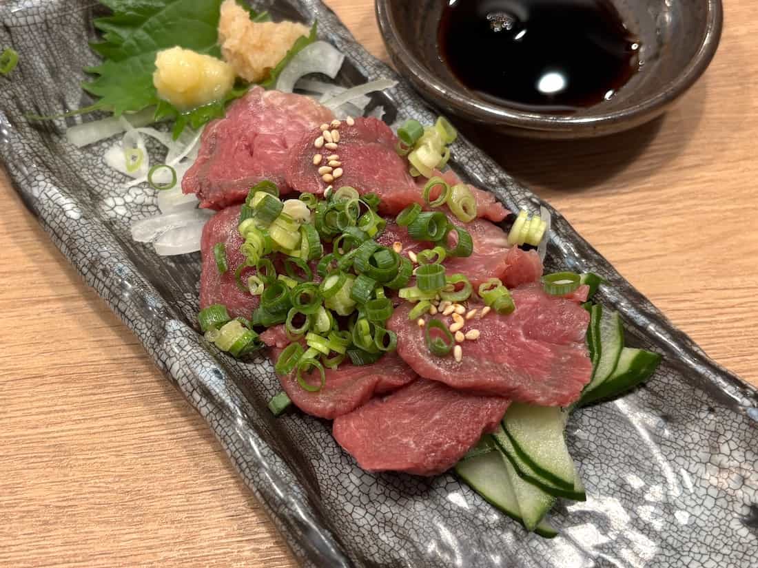 馬刺し