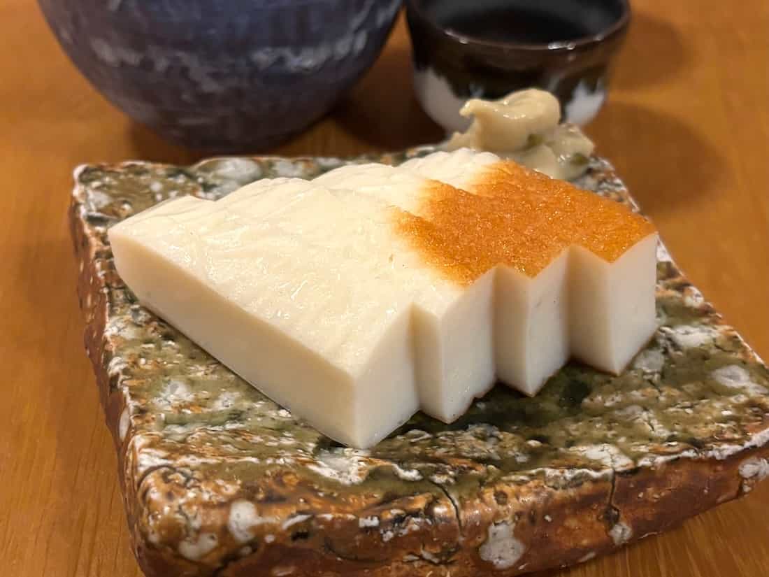 板わさ・酒粕仕込みのわさび漬け添え