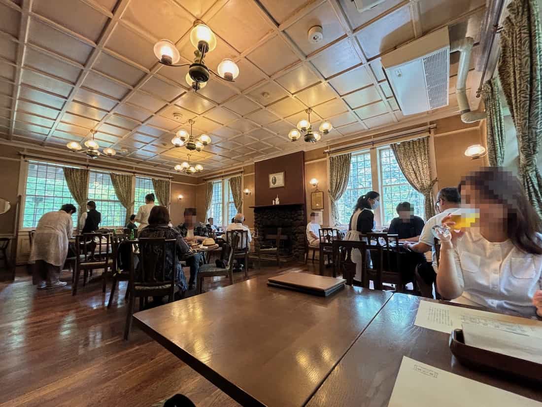店内