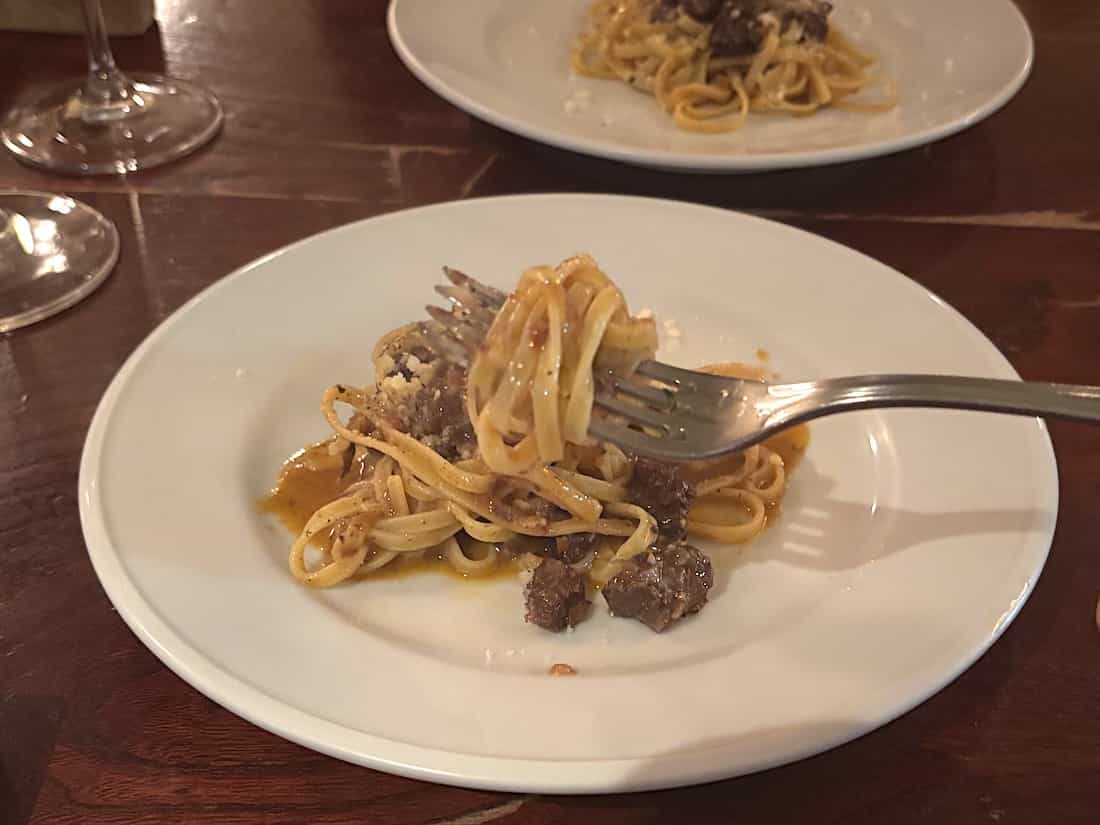 国産牛肉のボロネーゼ タリオリーニ