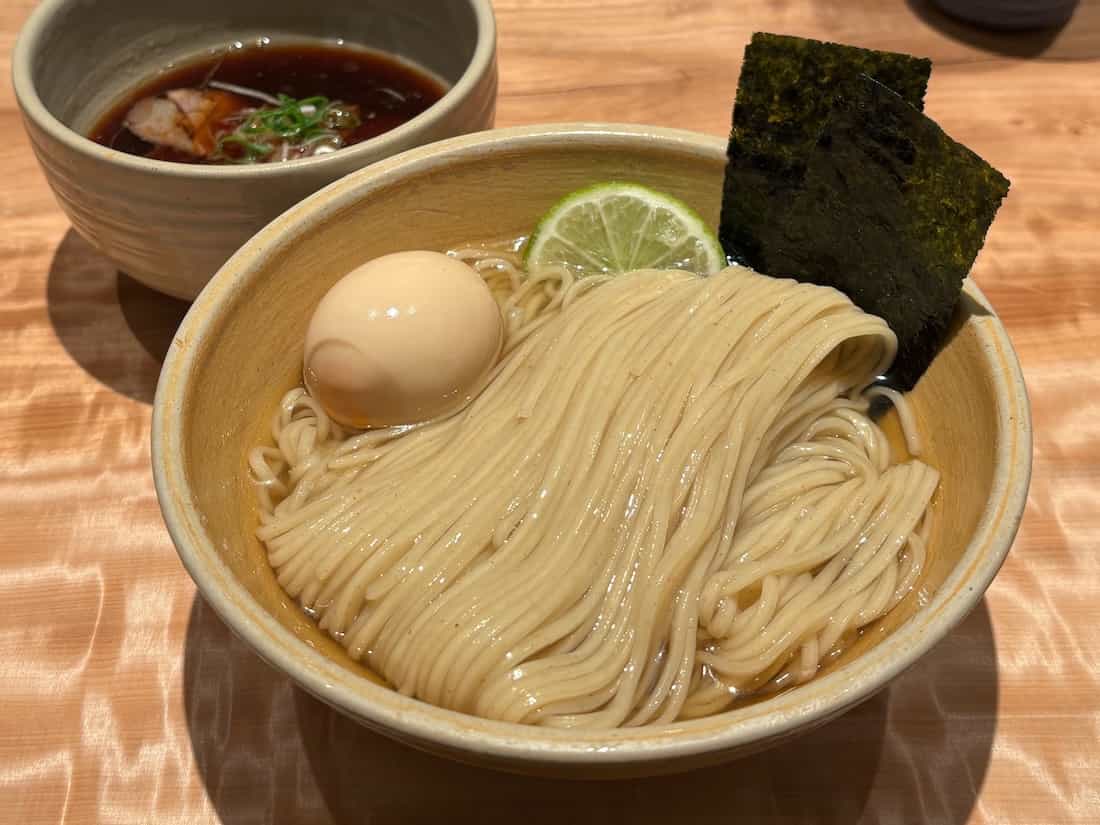 味玉、海苔2枚醤油つけ麺