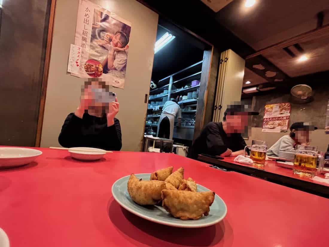 店内奥の座敷エリア