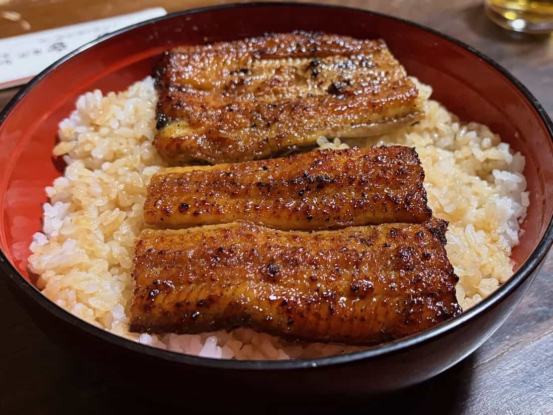 うなぎ丼(上)