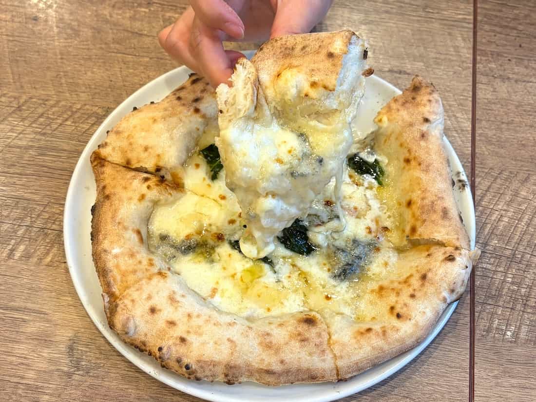 クアトロフォルマッジ