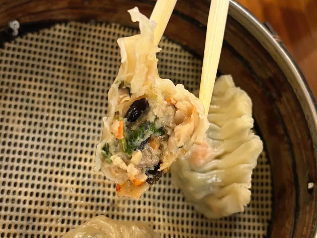 フカヒレ小籠包の中身