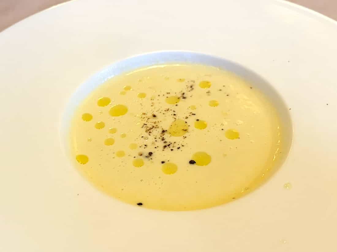 とうもろこしと玉ねぎのスープ