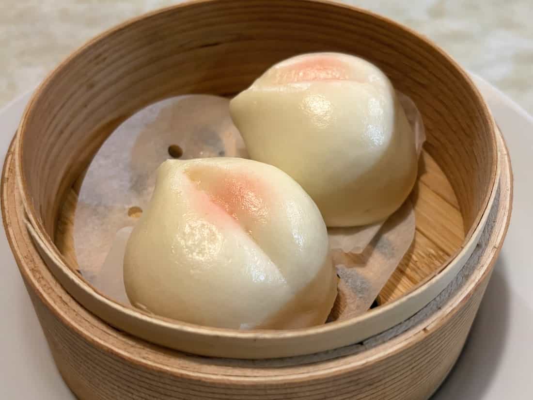 桃形のあんまん