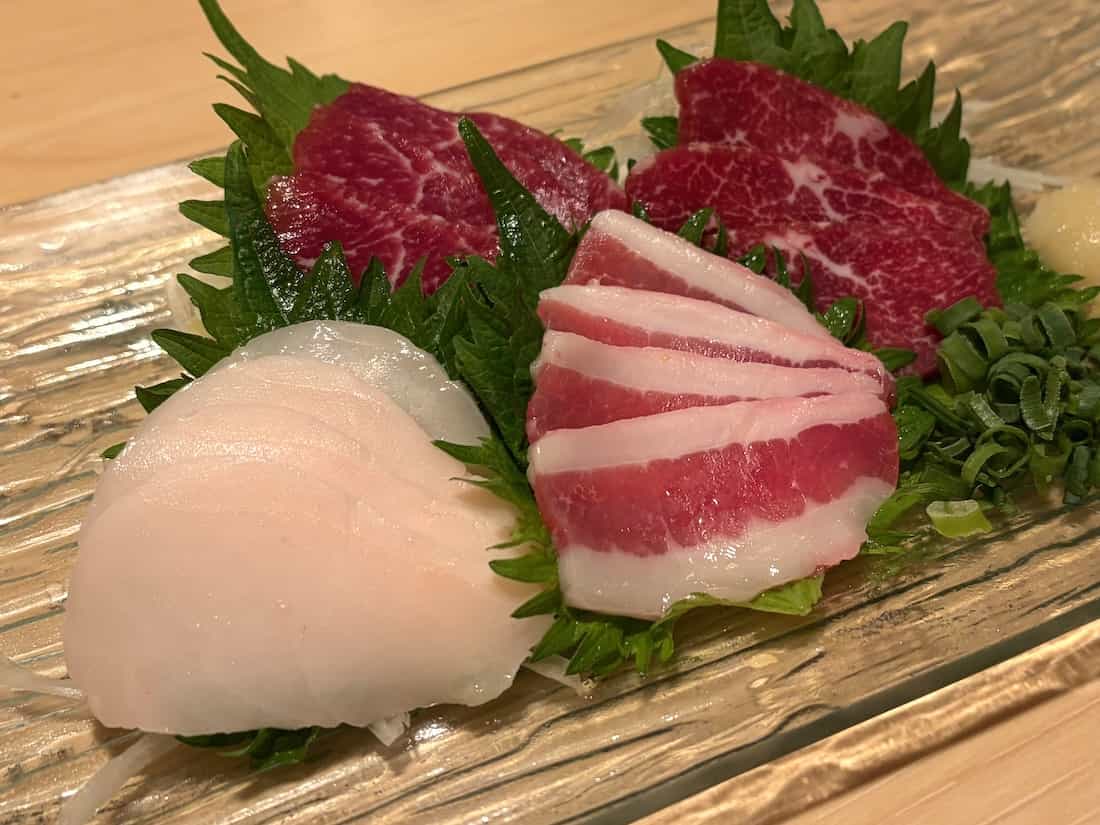 馬刺し盛り合わせ