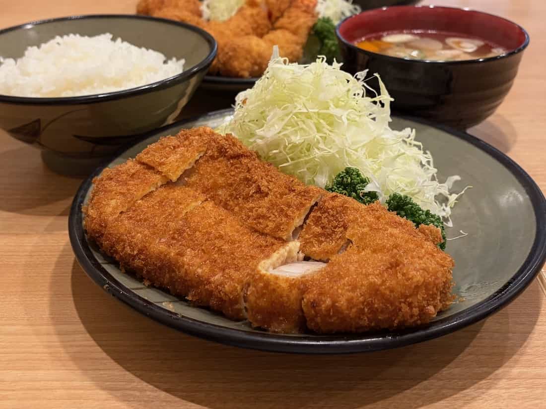 とんかつ定食