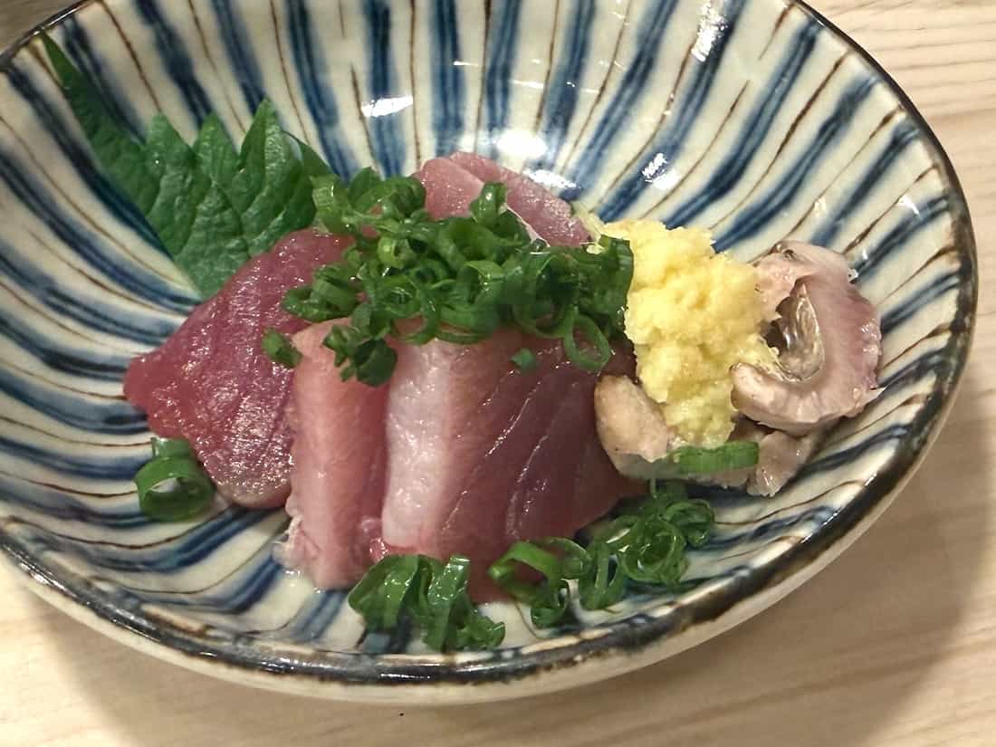 カツオ刺身