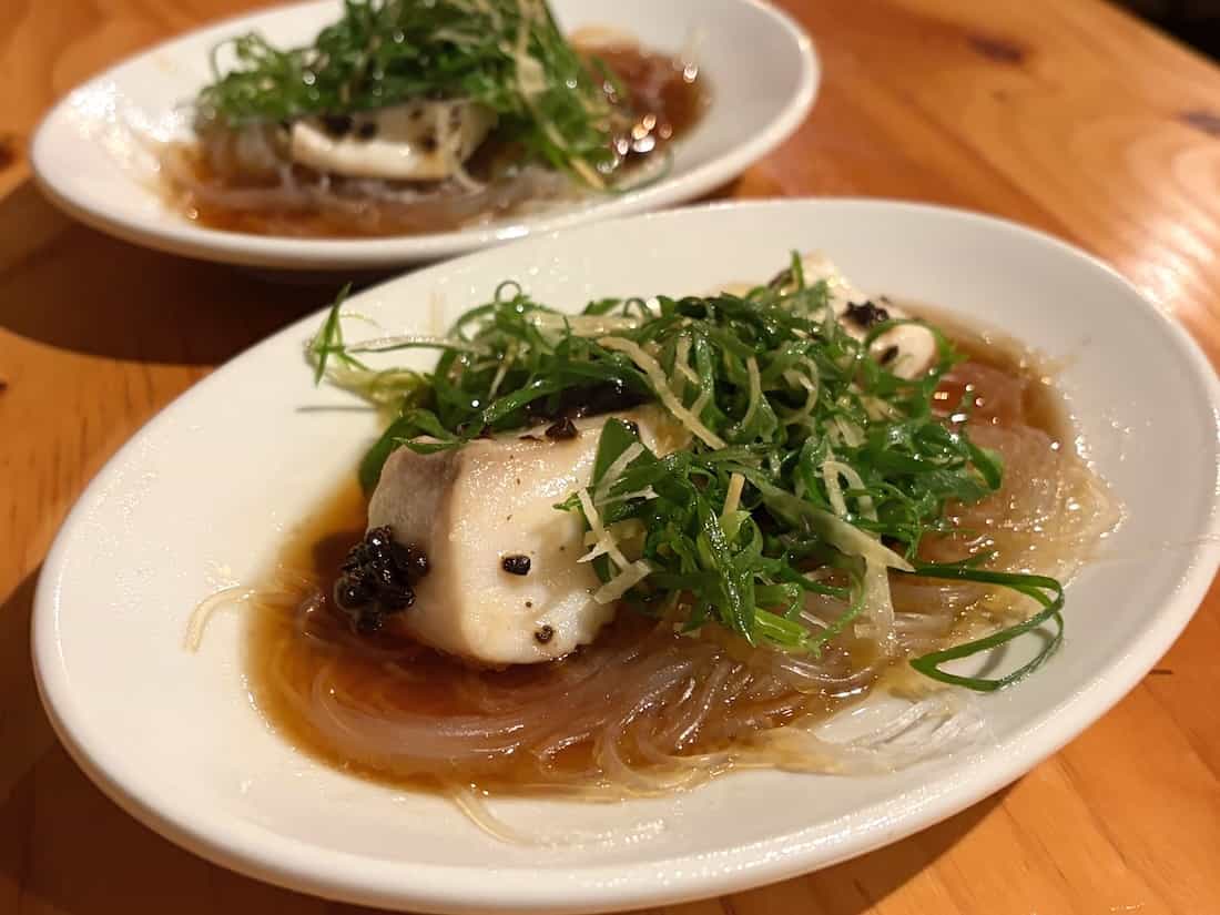 鮮魚と広東オリーブの強火蒸し