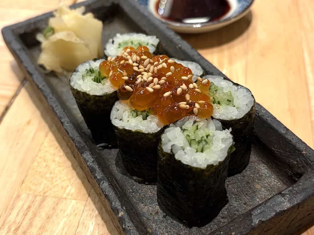 かっぱ巻き(イクラ乗せ)
